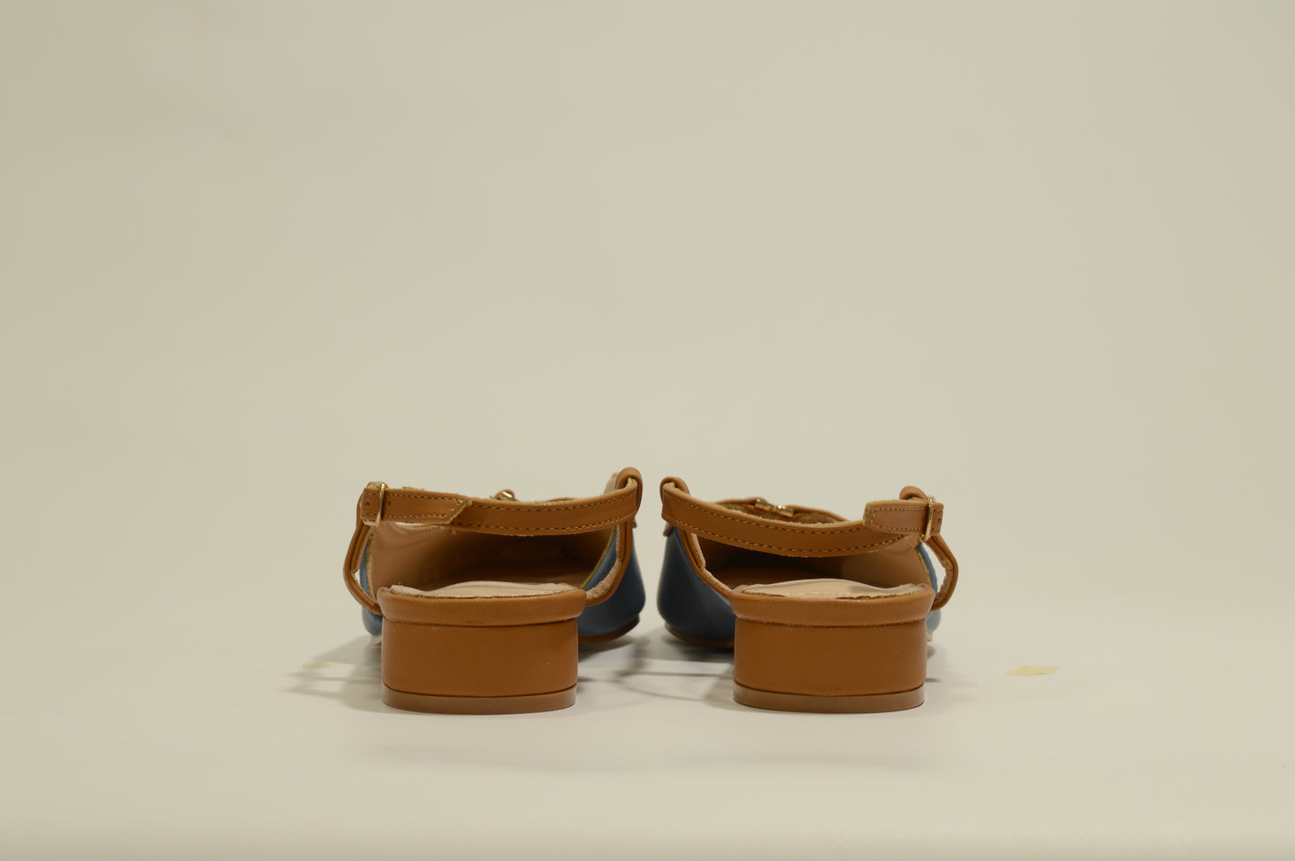 BALLERINA SLINGBACK ARIES